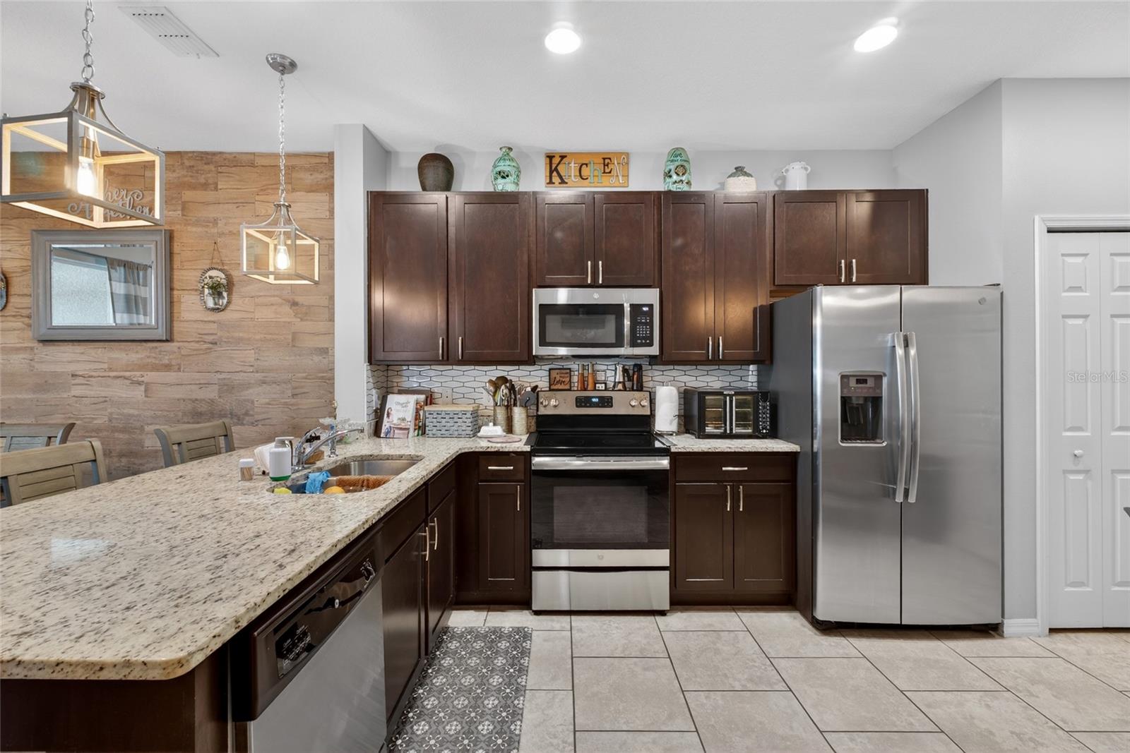 Image 12 of 30 For 1885 Shumard Avenue