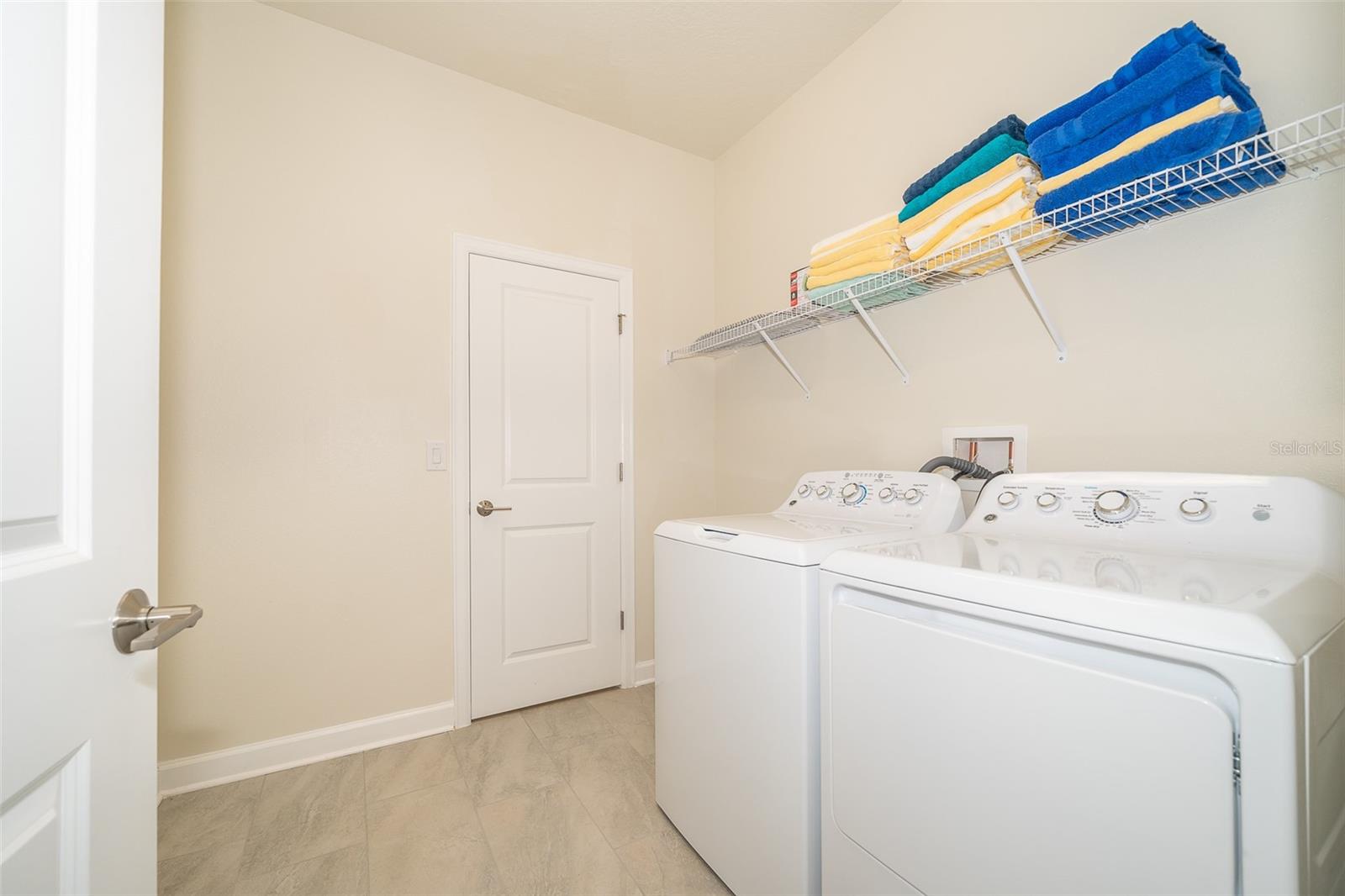 Image 22 of 32 For 2764 Bookmark Drive