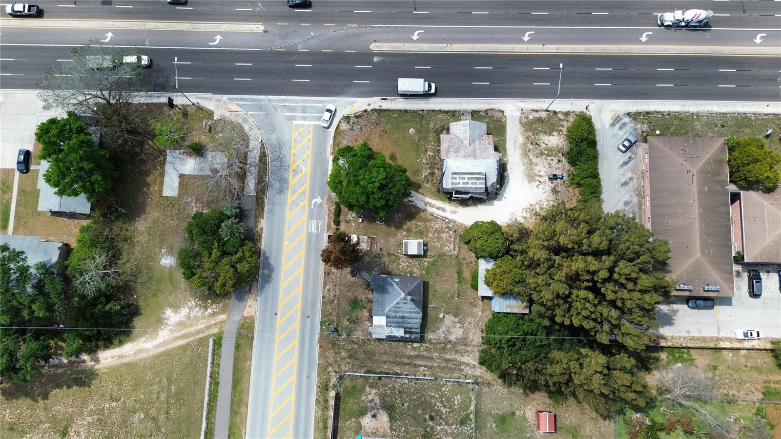 Image 2 of 6 For 980 Lake Shore Way