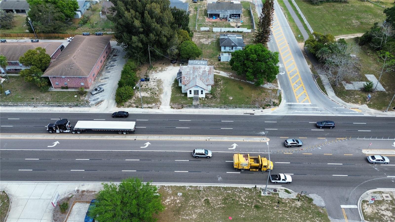 Image 3 of 6 For 980 Lake Shore Way