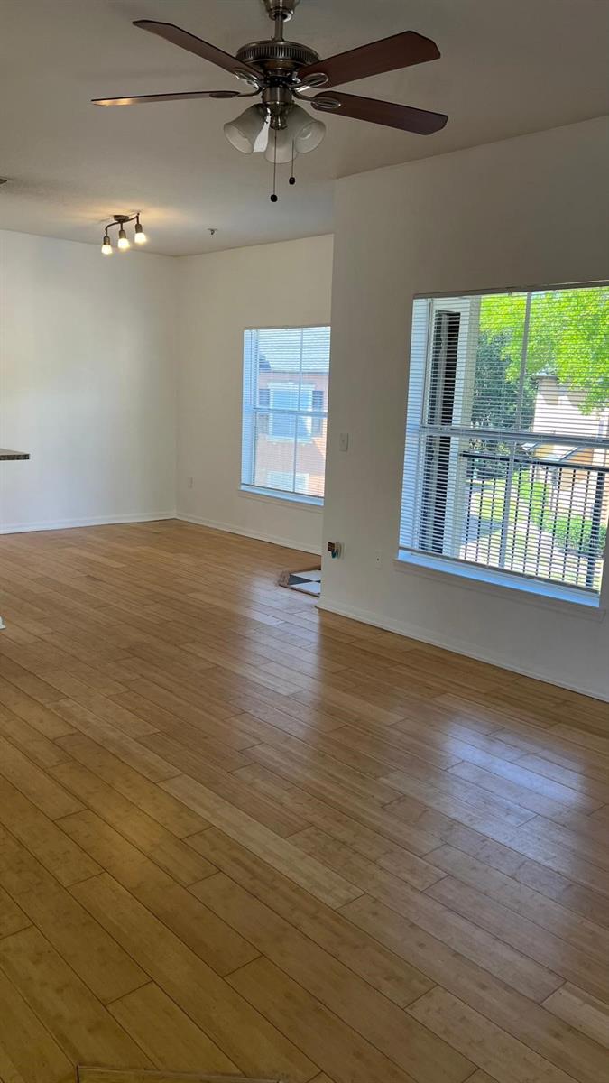 Image 5 of 15 For 6013 Westgate Drive 2421