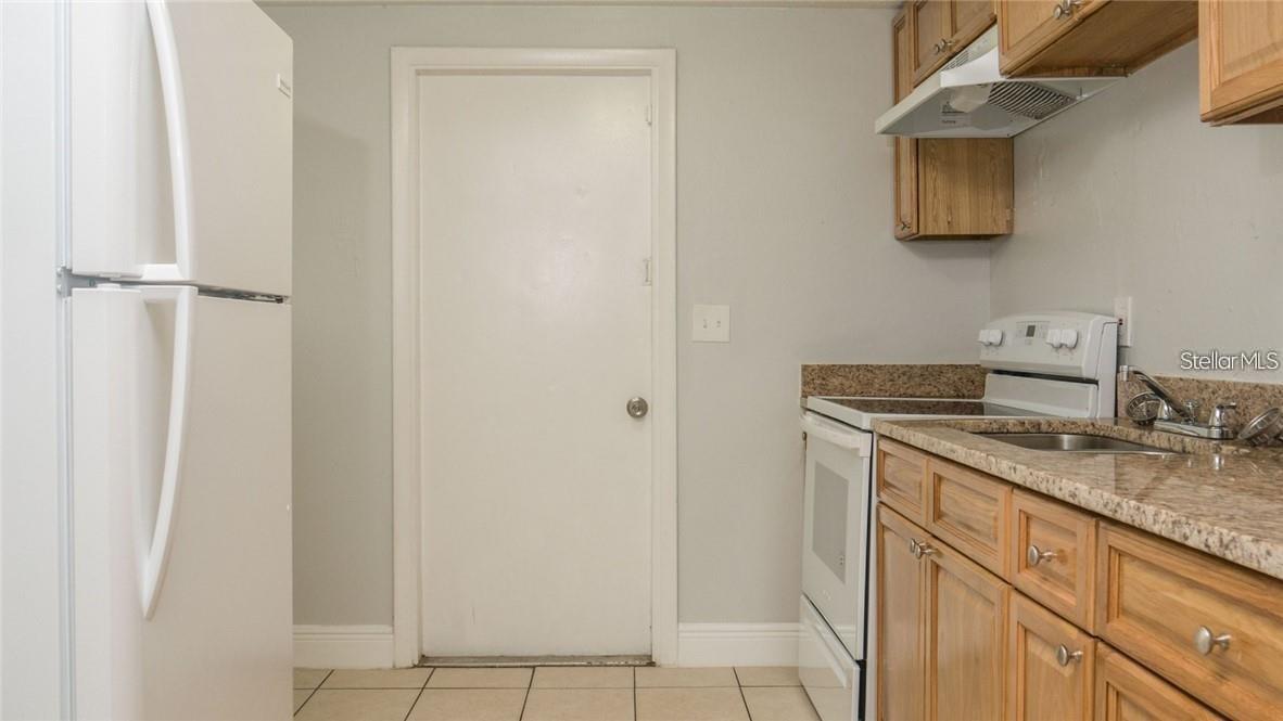 Image 2 of 5 For 9416 Greystone Road B