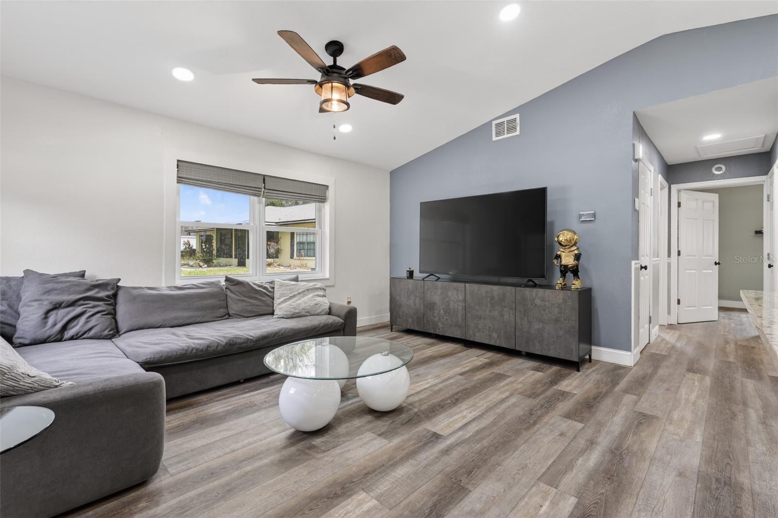 Image 7 of 28 For 4430 Rummell Road