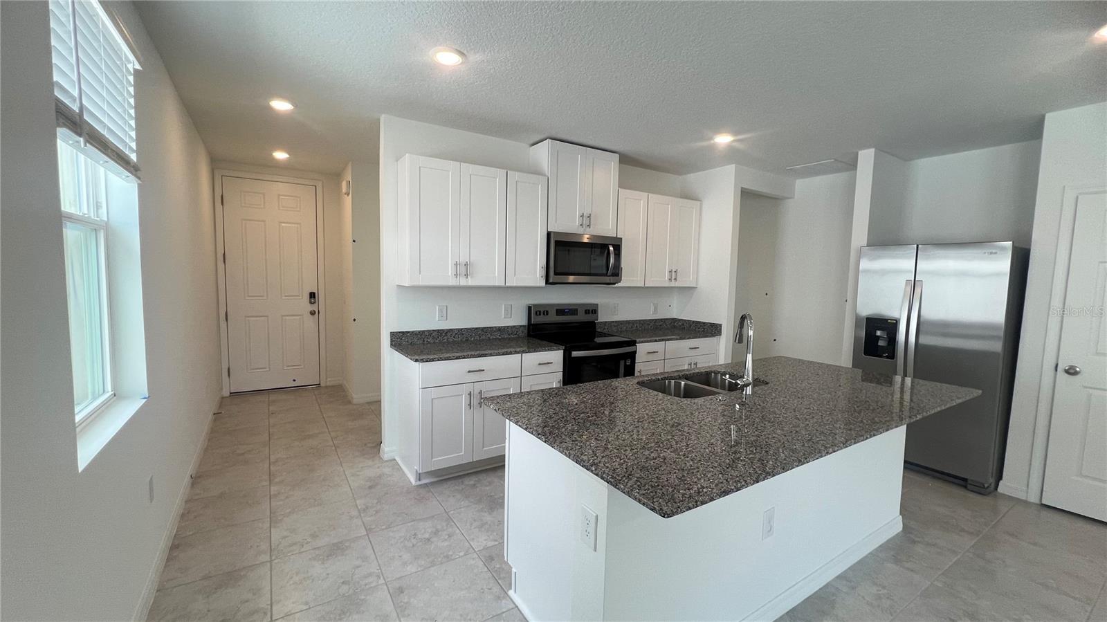 Image 24 of 39 For 3185 Viceroy Court