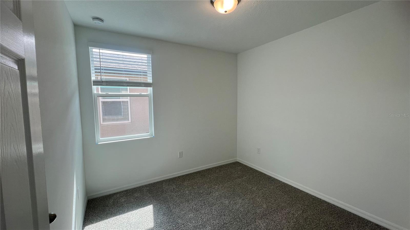 Image 25 of 39 For 3185 Viceroy Court