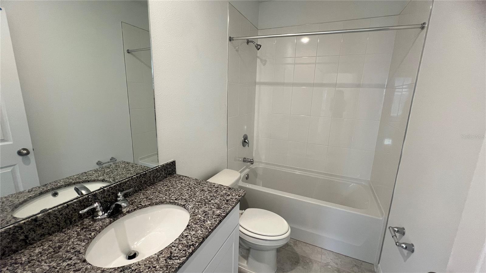 Image 27 of 39 For 3185 Viceroy Court