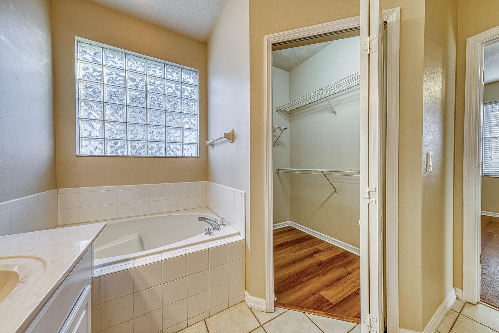 Image 24 of 45 For 5110 Alavista Drive