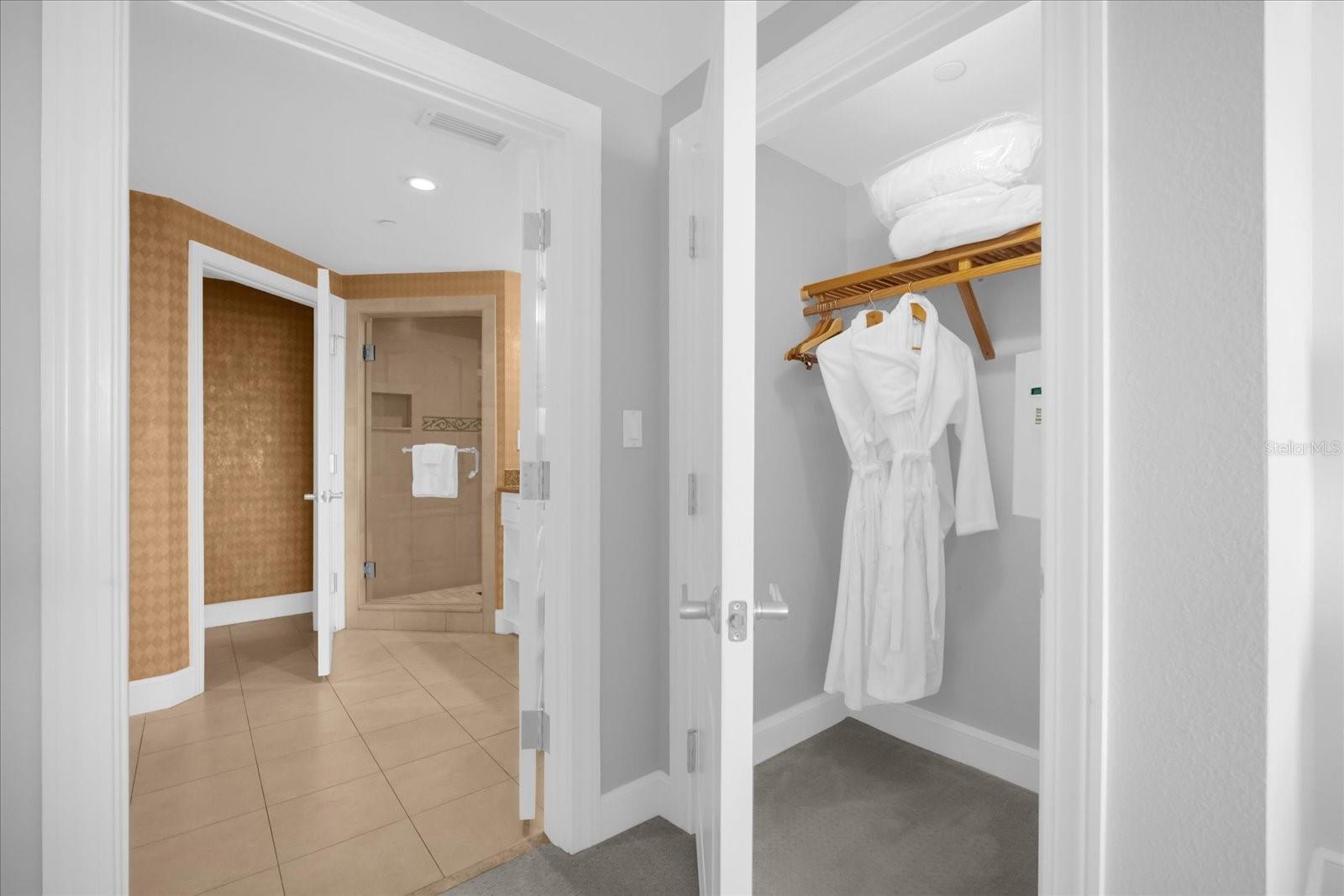 Image 22 of 52 For 7593 Gathering Drive 608