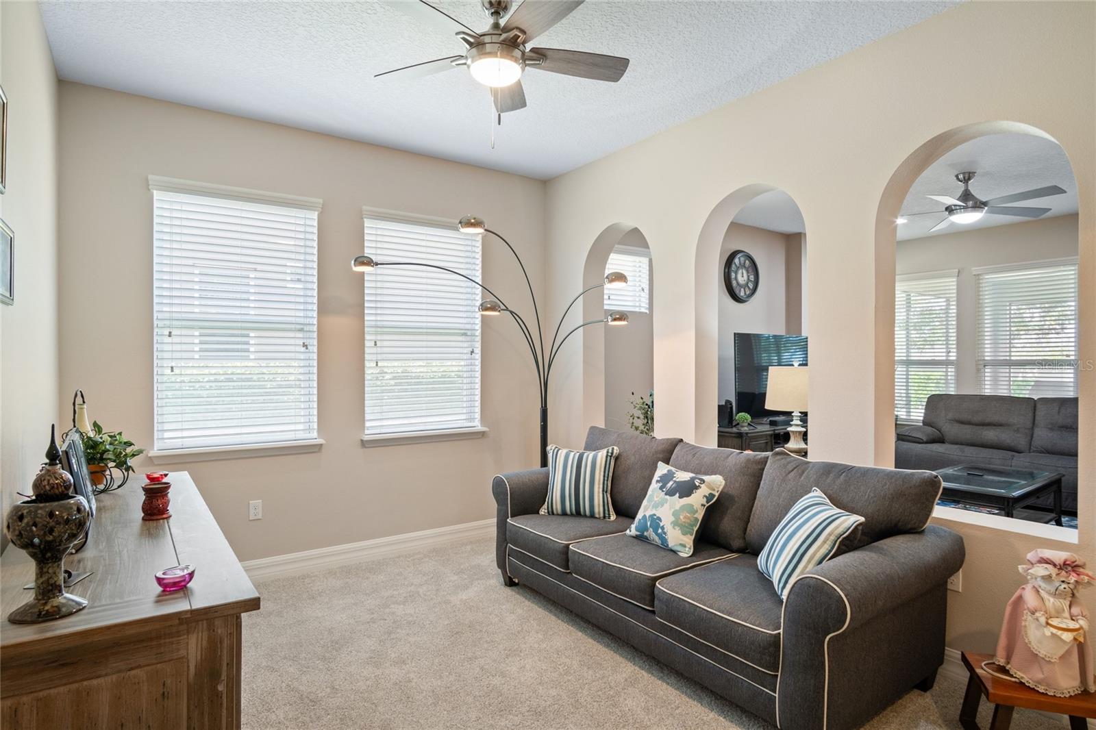 Image 19 of 66 For 389 Silver Maple Road