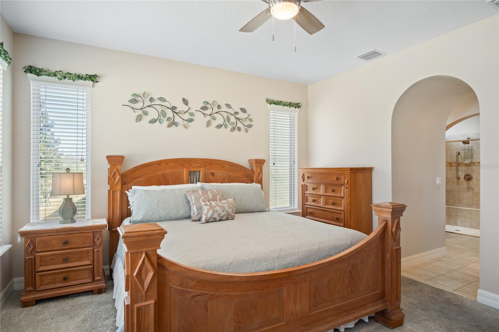 Image 25 of 66 For 389 Silver Maple Road