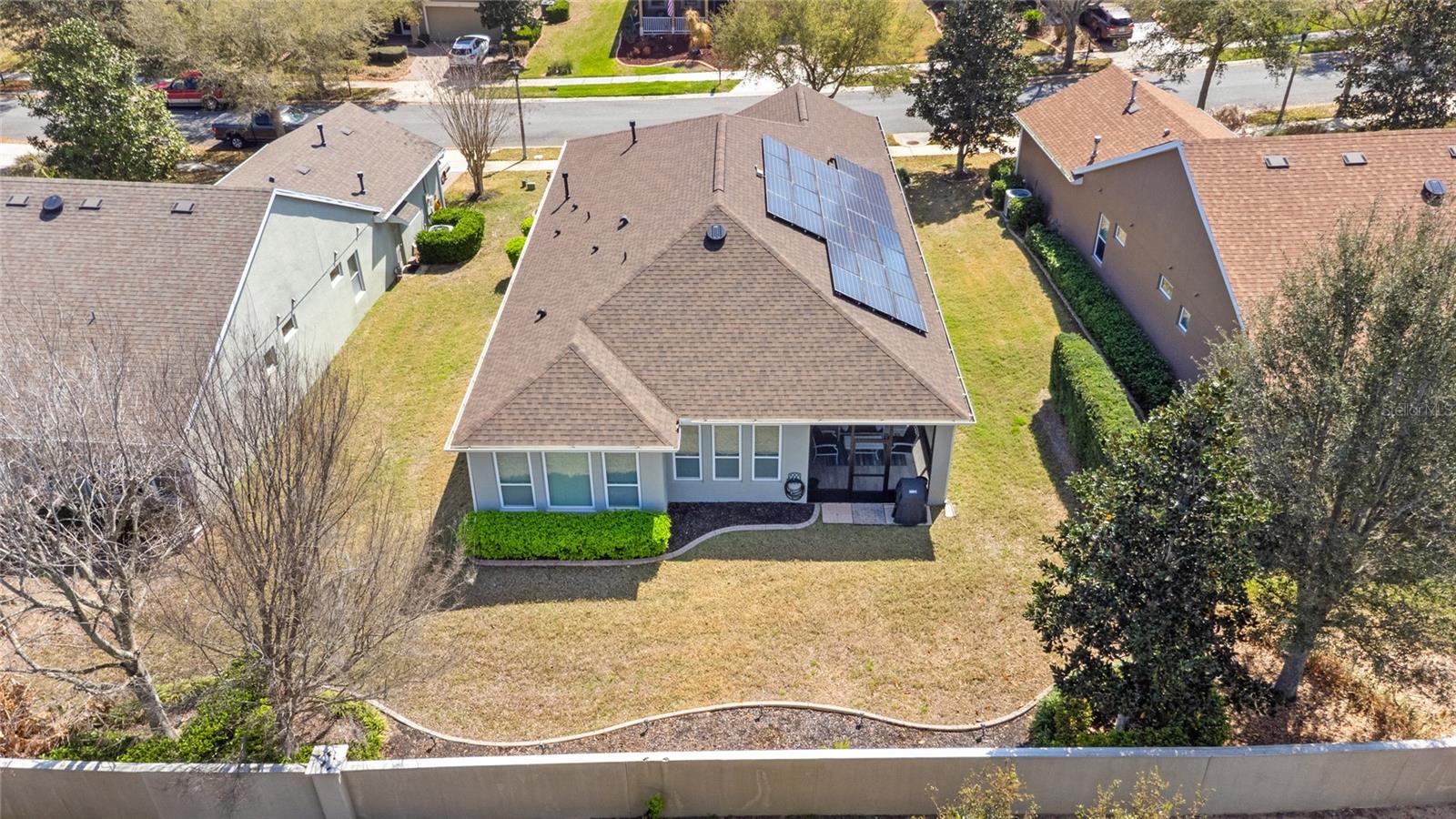 Image 42 of 66 For 389 Silver Maple Road