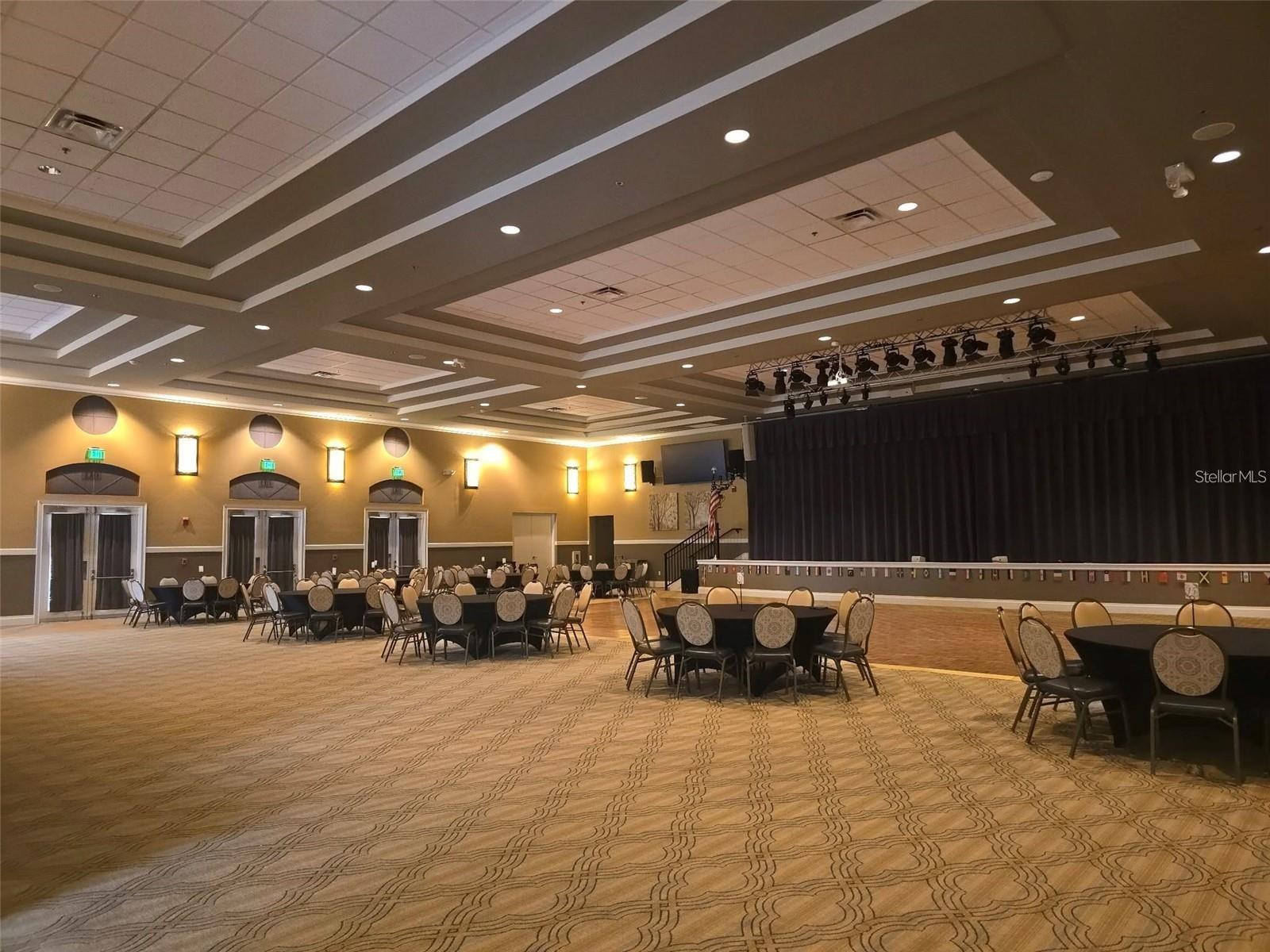 Image 48 of 66 For 389 Silver Maple Road