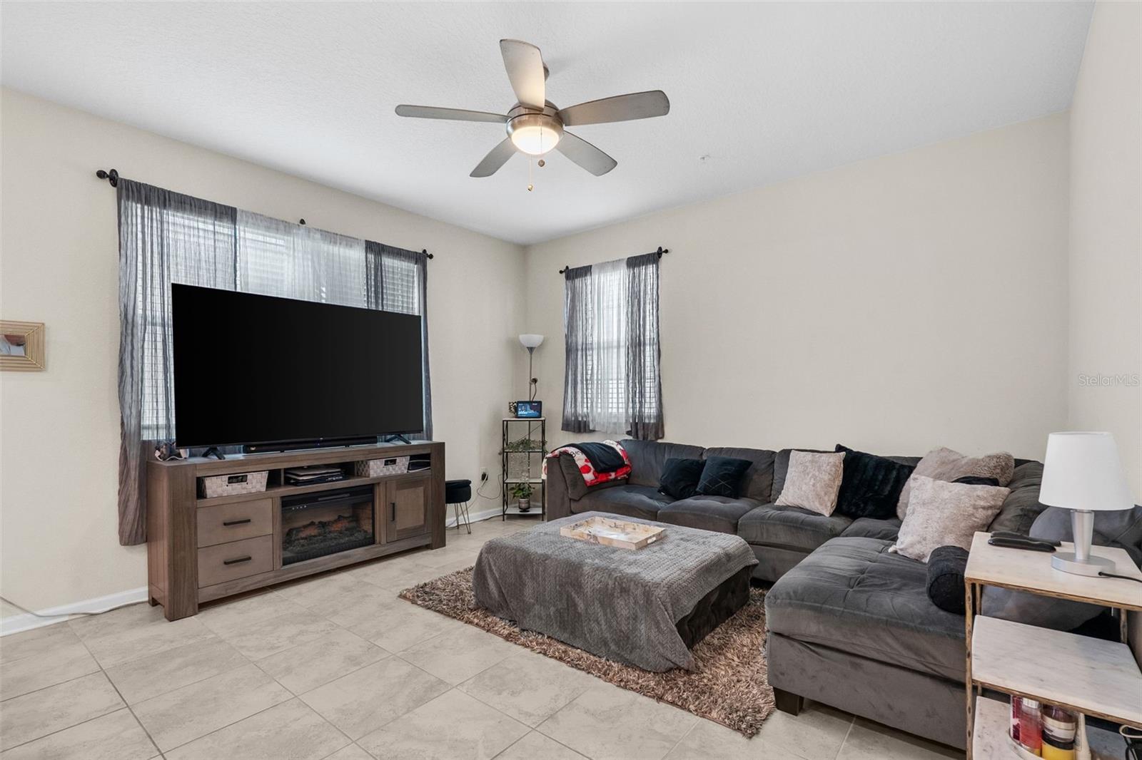 Image 15 of 37 For 3105 Aqua Virgo Loop