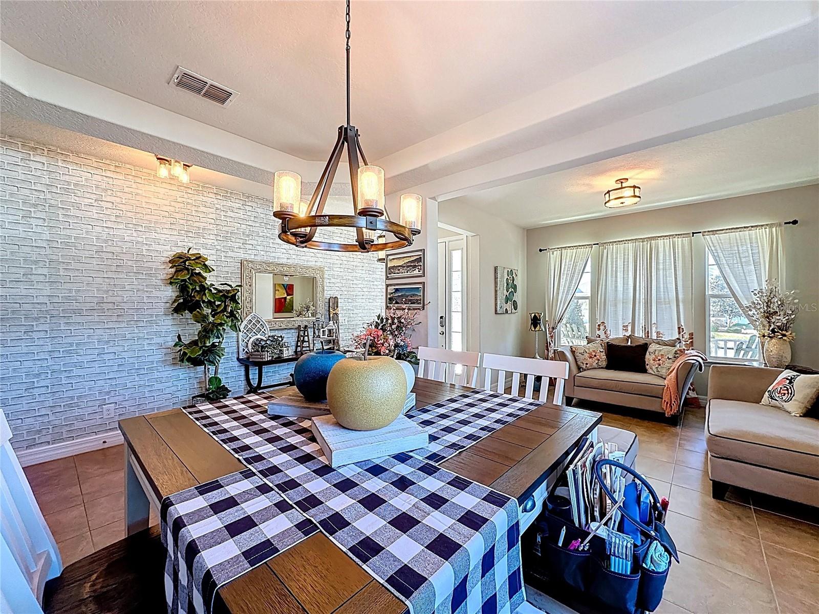 Image 18 of 96 For 2970 Sera Bella Way