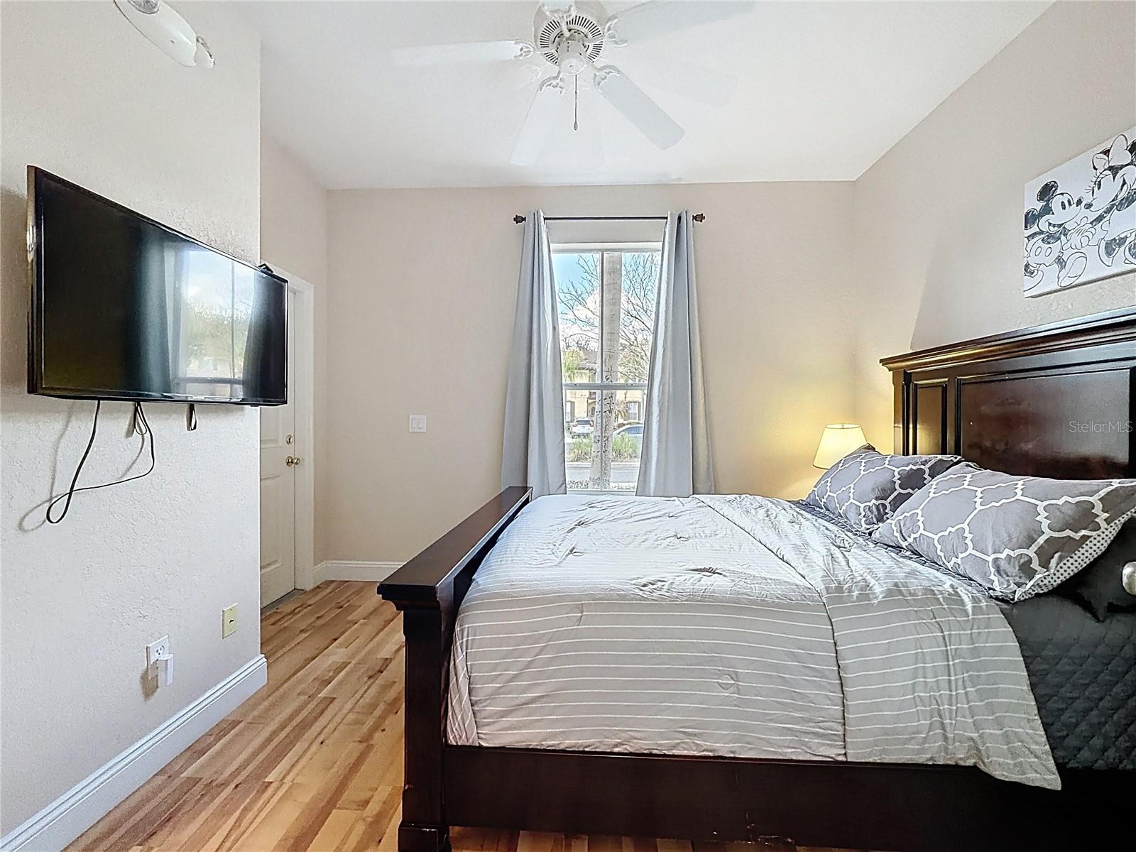 Image 18 of 25 For 223 Napoli Drive