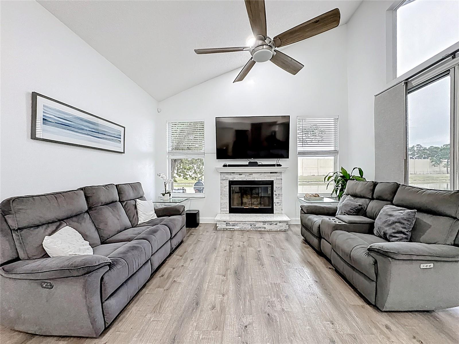 Image 25 of 69 For 12262 Bohannon Boulevard