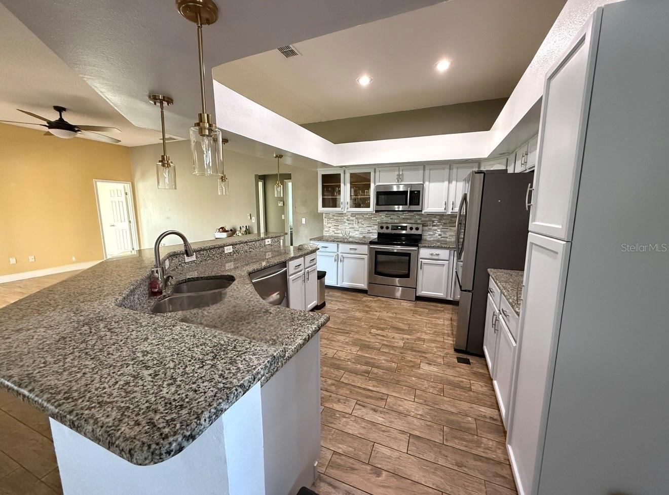 Image 9 of 60 For 231 Strathmore Circle