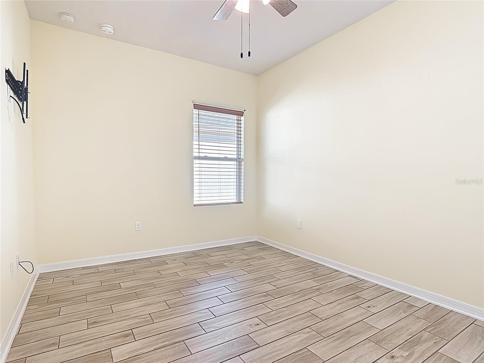 Image 19 of 41 For 17804 Passionflower Circle