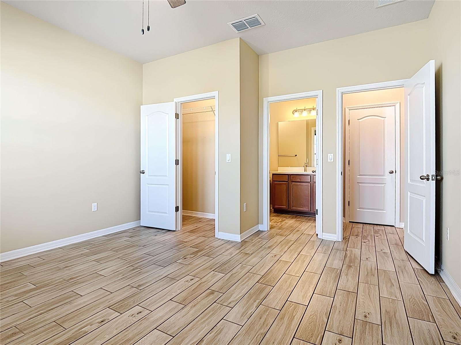 Image 24 of 41 For 17804 Passionflower Circle