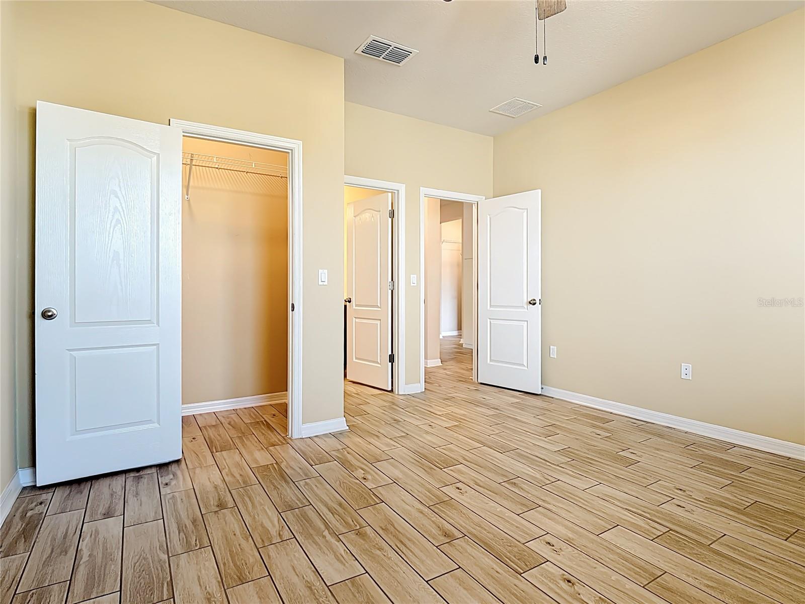 Image 25 of 41 For 17804 Passionflower Circle