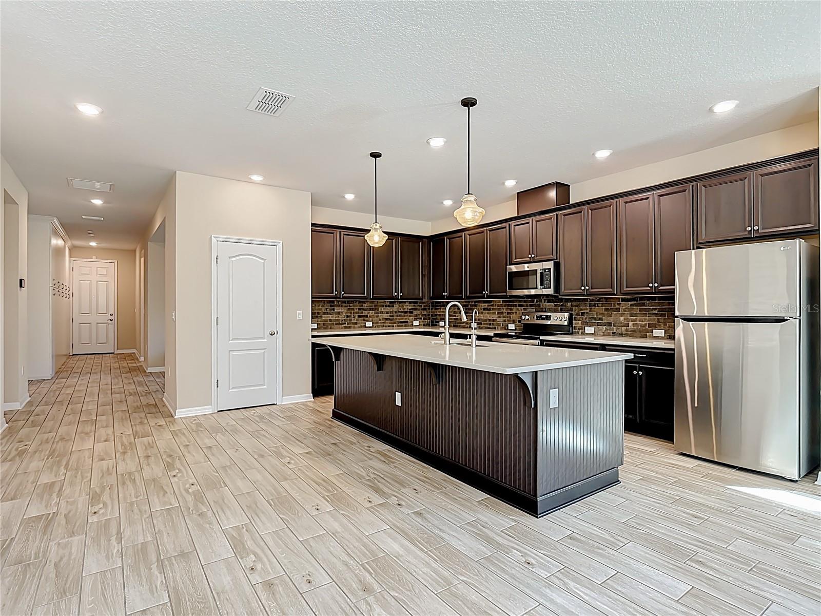 Image 7 of 41 For 17804 Passionflower Circle