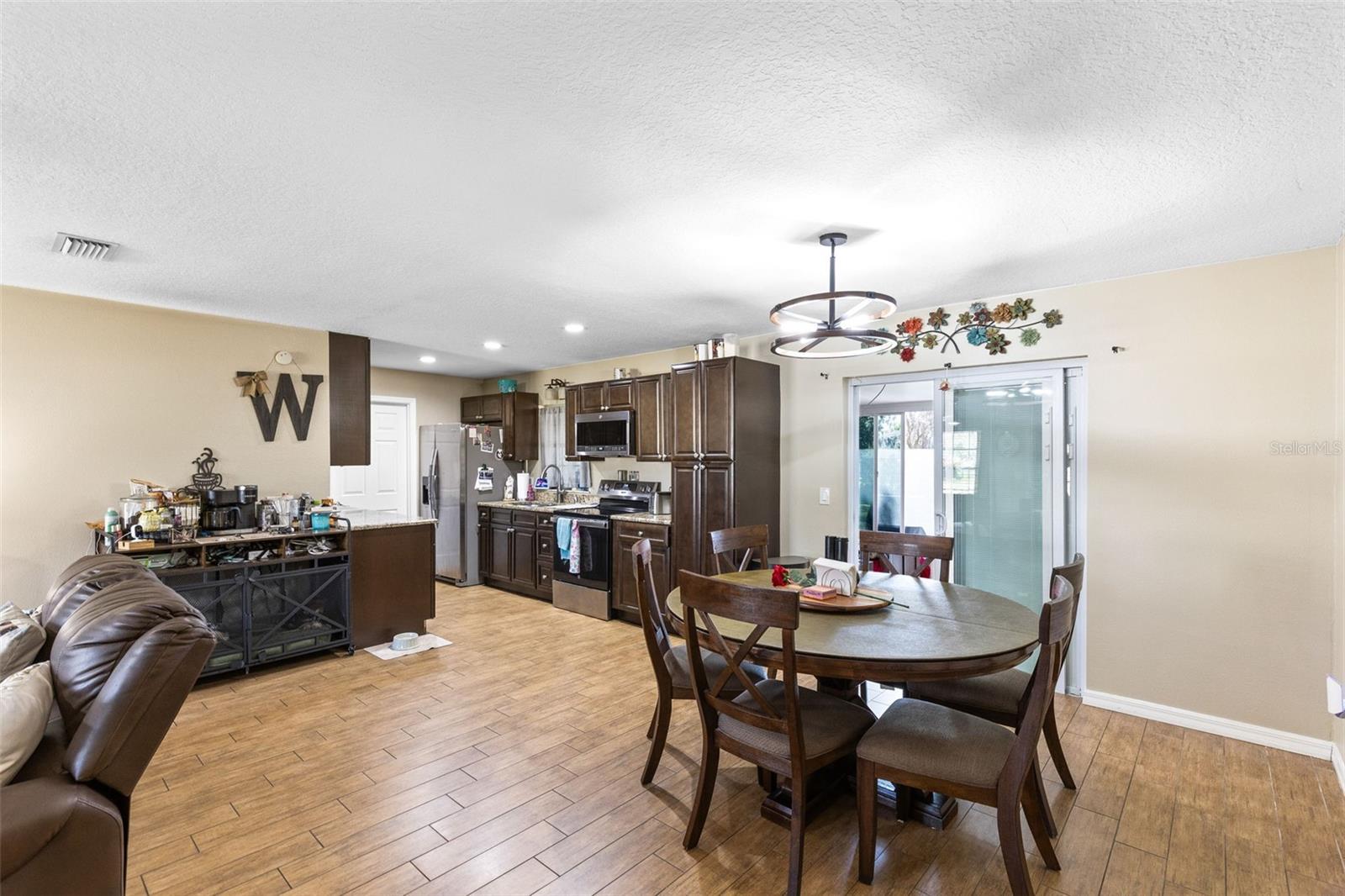 Image 12 of 24 For 1720 Acres Drive