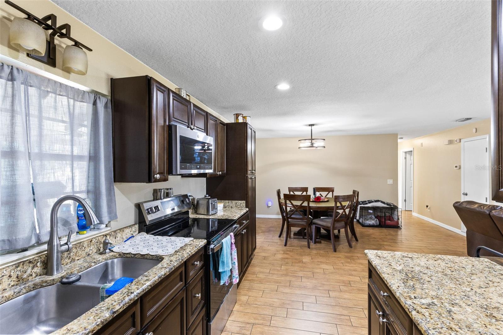 Image 15 of 24 For 1720 Acres Drive