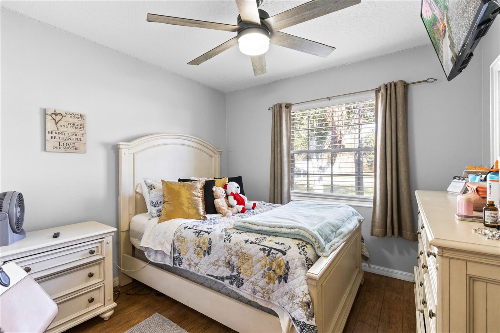 Image 20 of 24 For 1720 Acres Drive