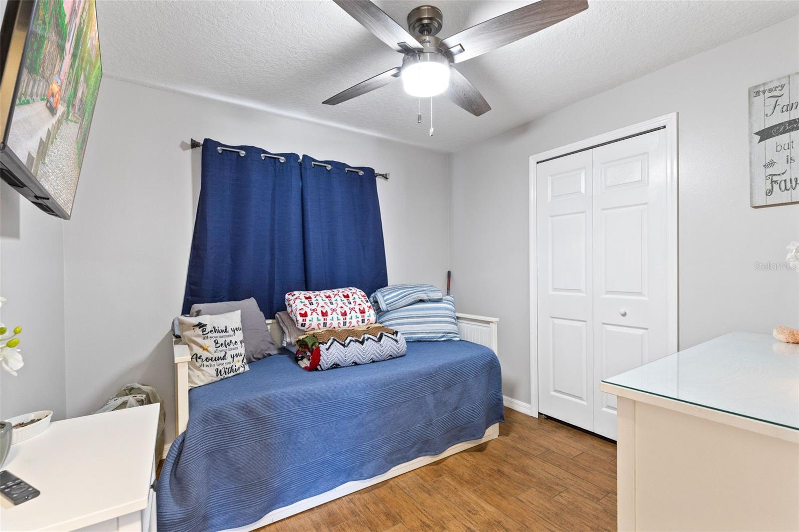 Image 21 of 24 For 1720 Acres Drive