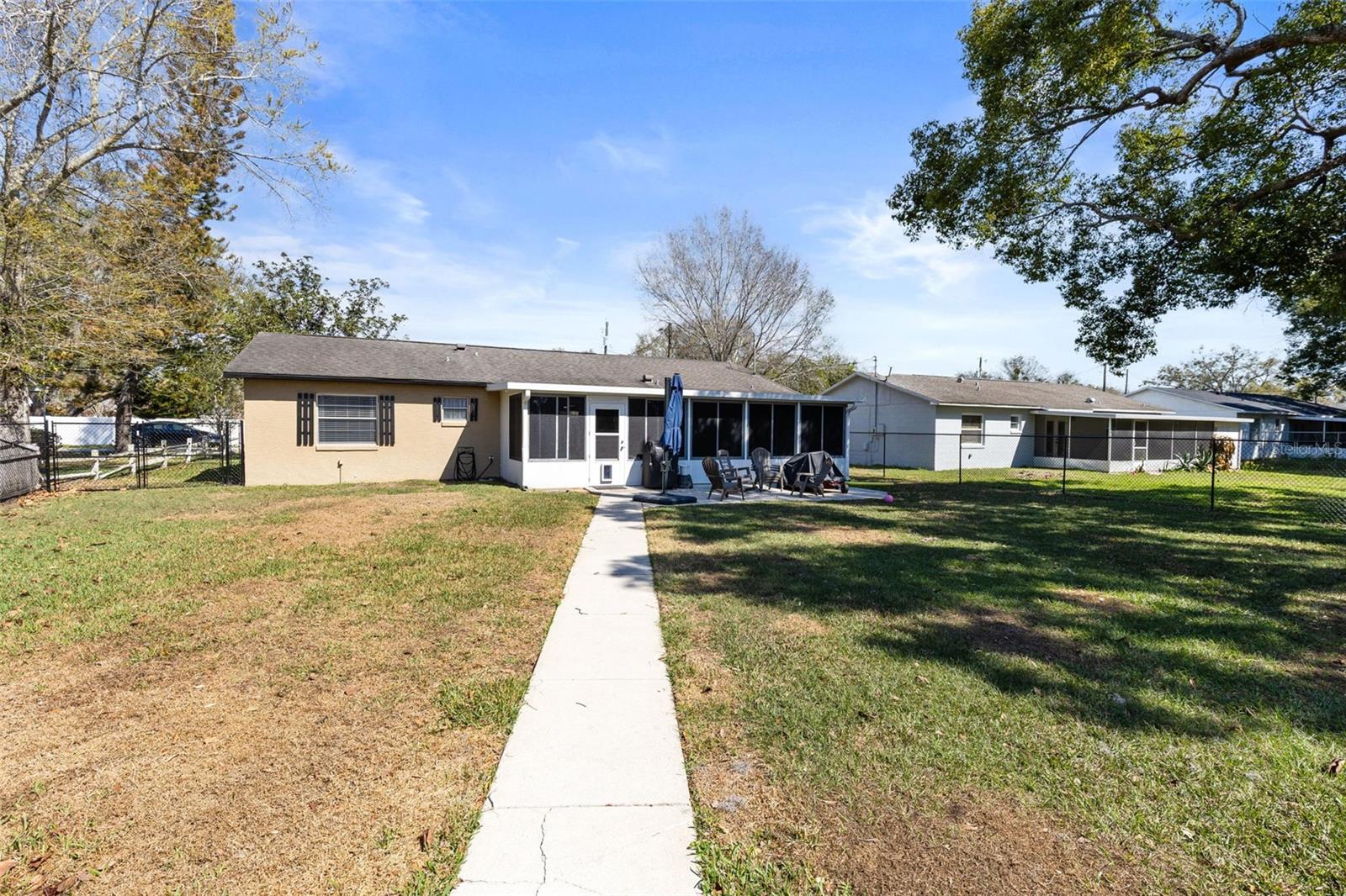 Image 5 of 24 For 1720 Acres Drive