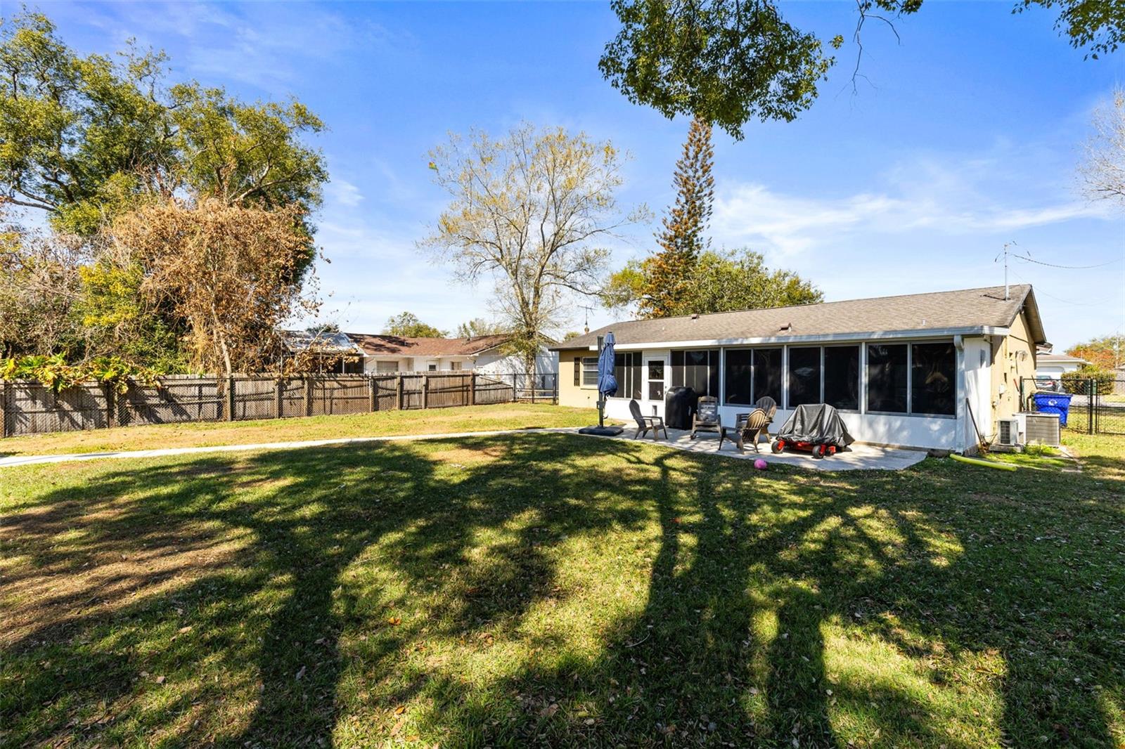 Image 6 of 24 For 1720 Acres Drive