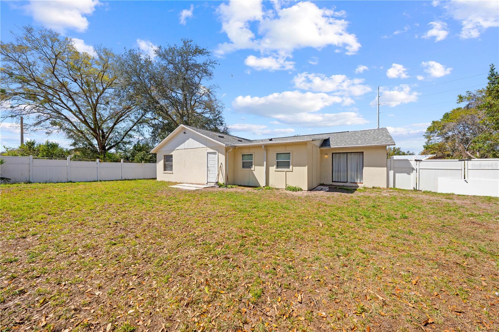 Image 40 of 50 For 461 Providence Boulevard