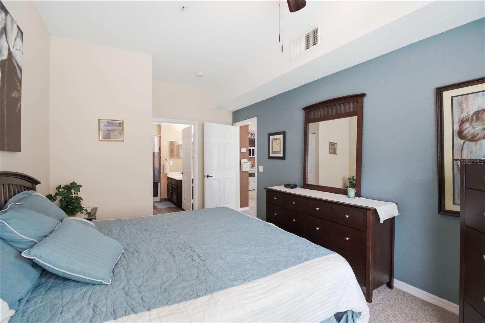 Image 16 of 48 For 2620 Lodi Circle 101