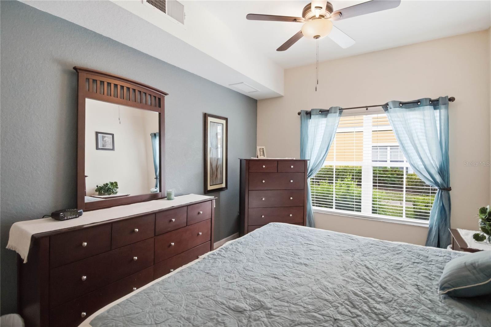 Image 17 of 48 For 2620 Lodi Circle 101