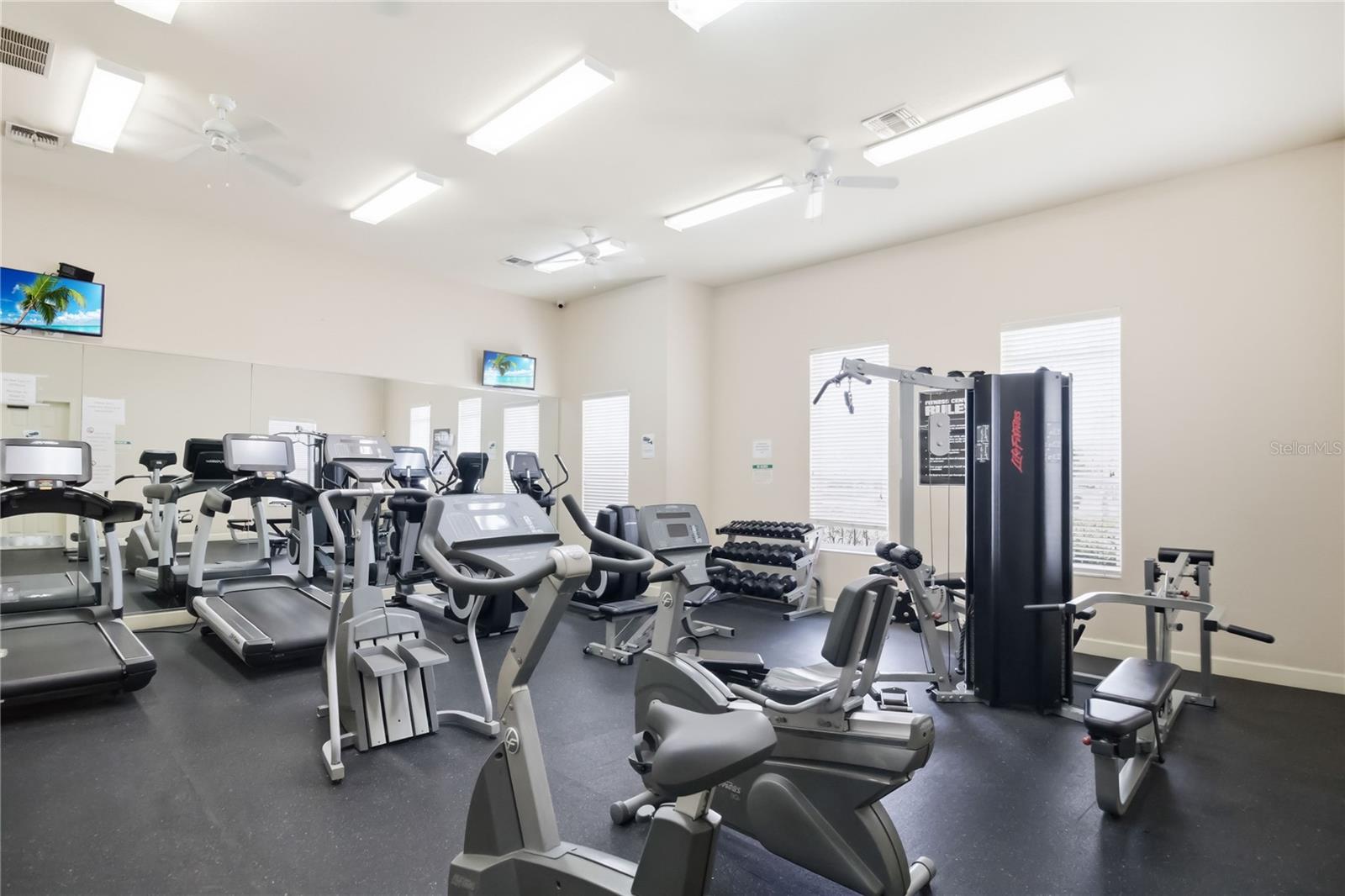 Image 37 of 48 For 2620 Lodi Circle 101