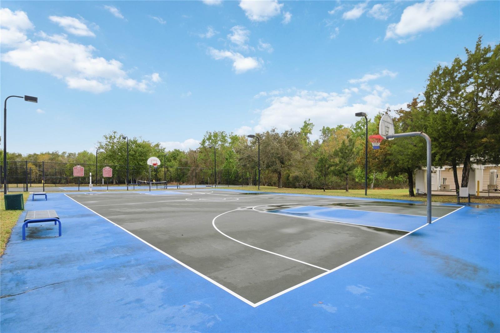 Image 40 of 48 For 2620 Lodi Circle 101