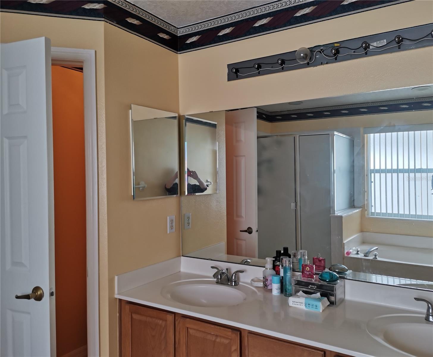 Image 22 of 22 For 270 Augustine Court