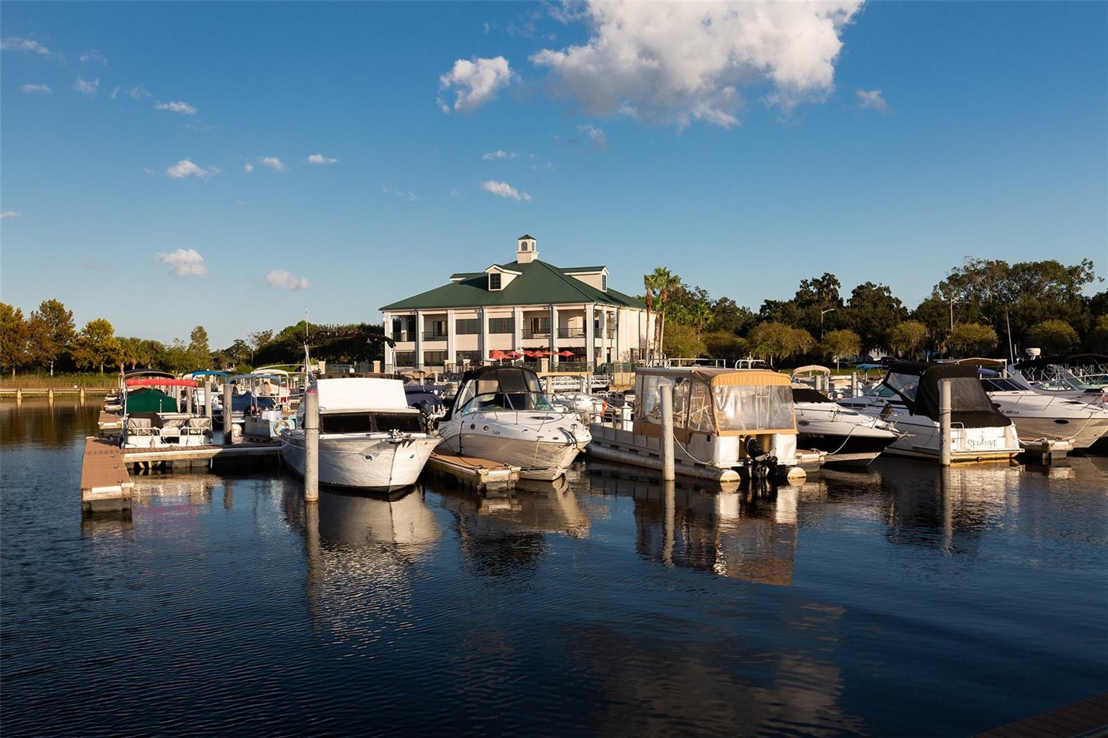 Image 21 of 40 For 1990 Crystal Lane