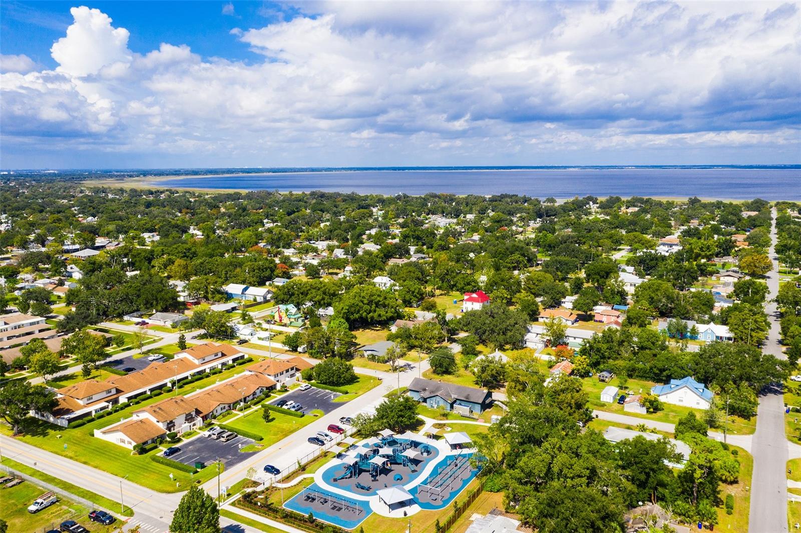 Image 26 of 40 For 1990 Crystal Lane