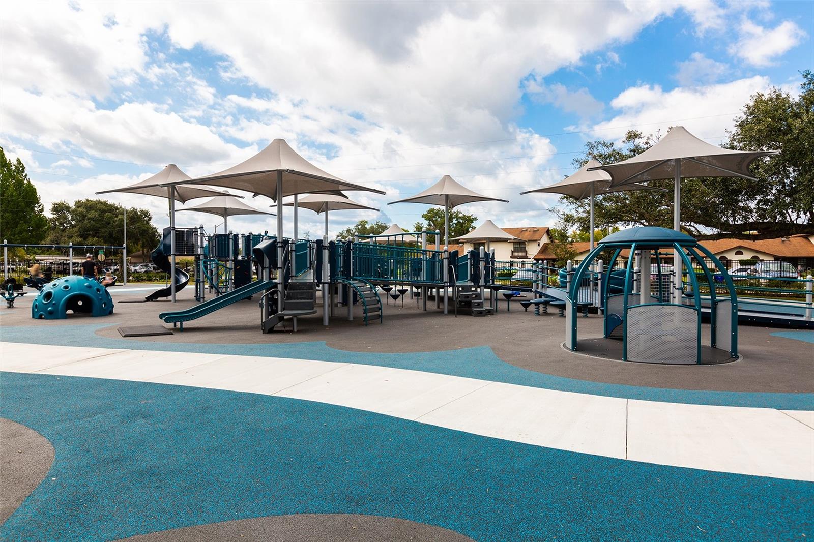 Image 31 of 40 For 1990 Crystal Lane