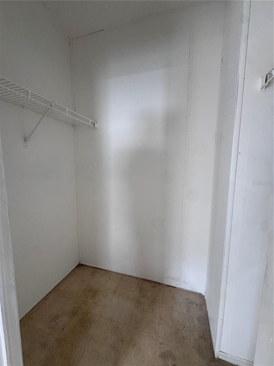 Image 18 of 26 For 4905 Herndon Drive