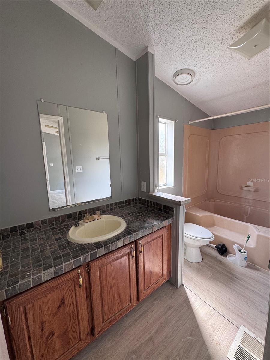 Image 19 of 26 For 4905 Herndon Drive