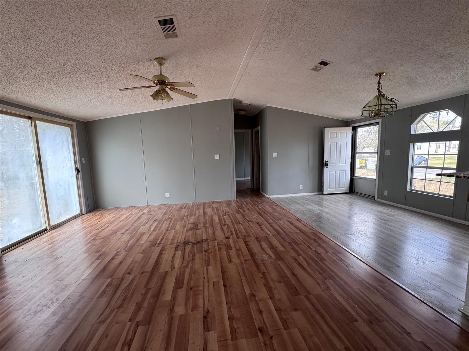 Image 21 of 26 For 4905 Herndon Drive