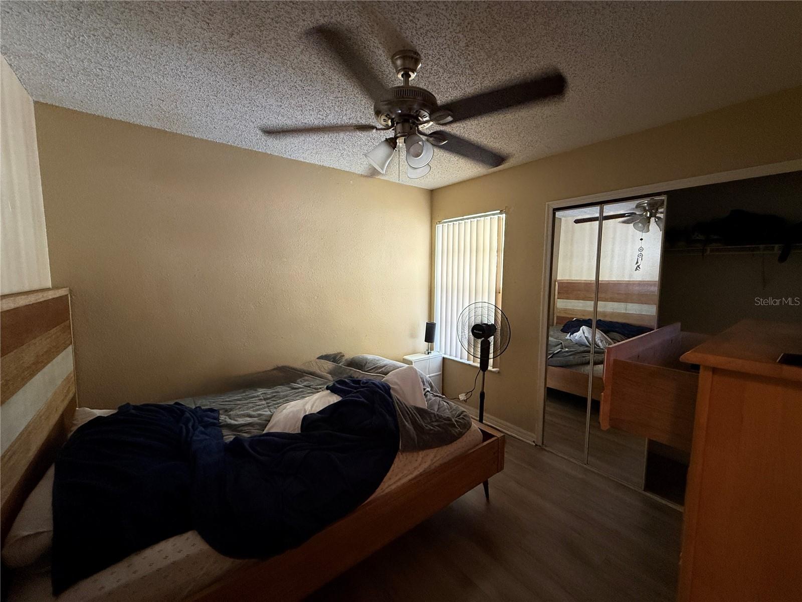 Image 13 of 21 For 2006 Royal Bay Boulevard 126