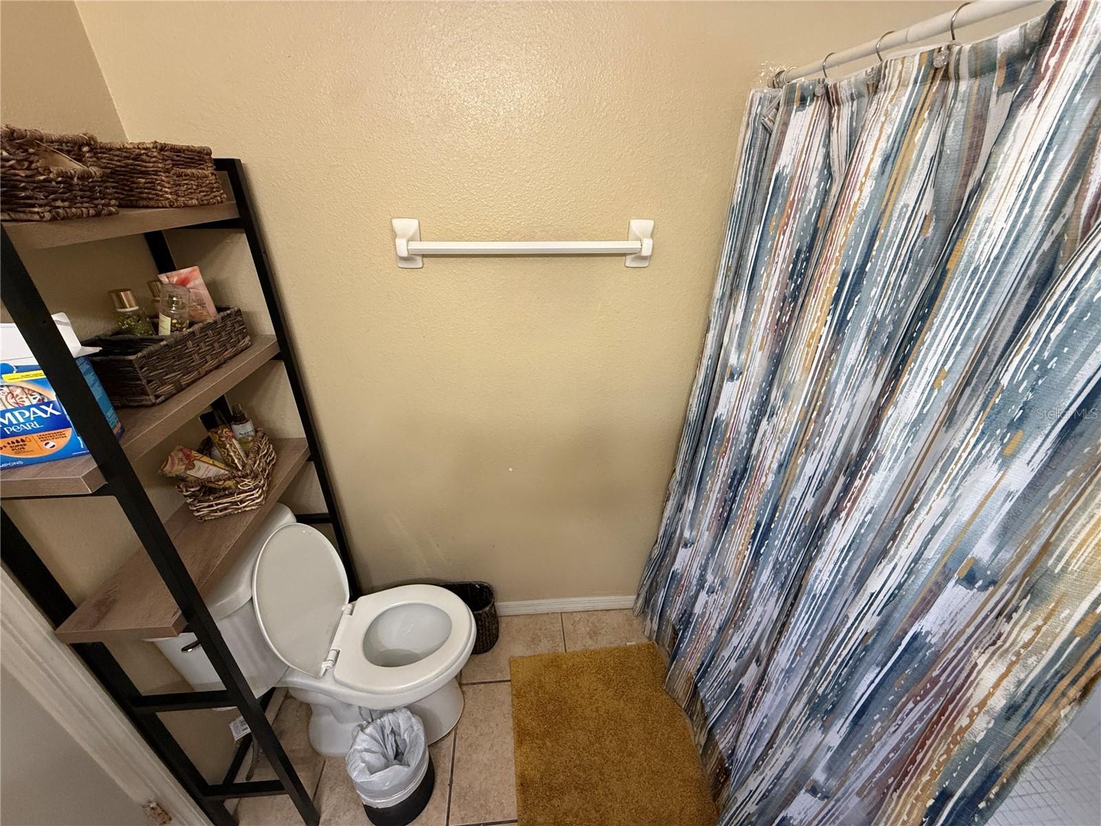 Image 4 of 21 For 2006 Royal Bay Boulevard 126