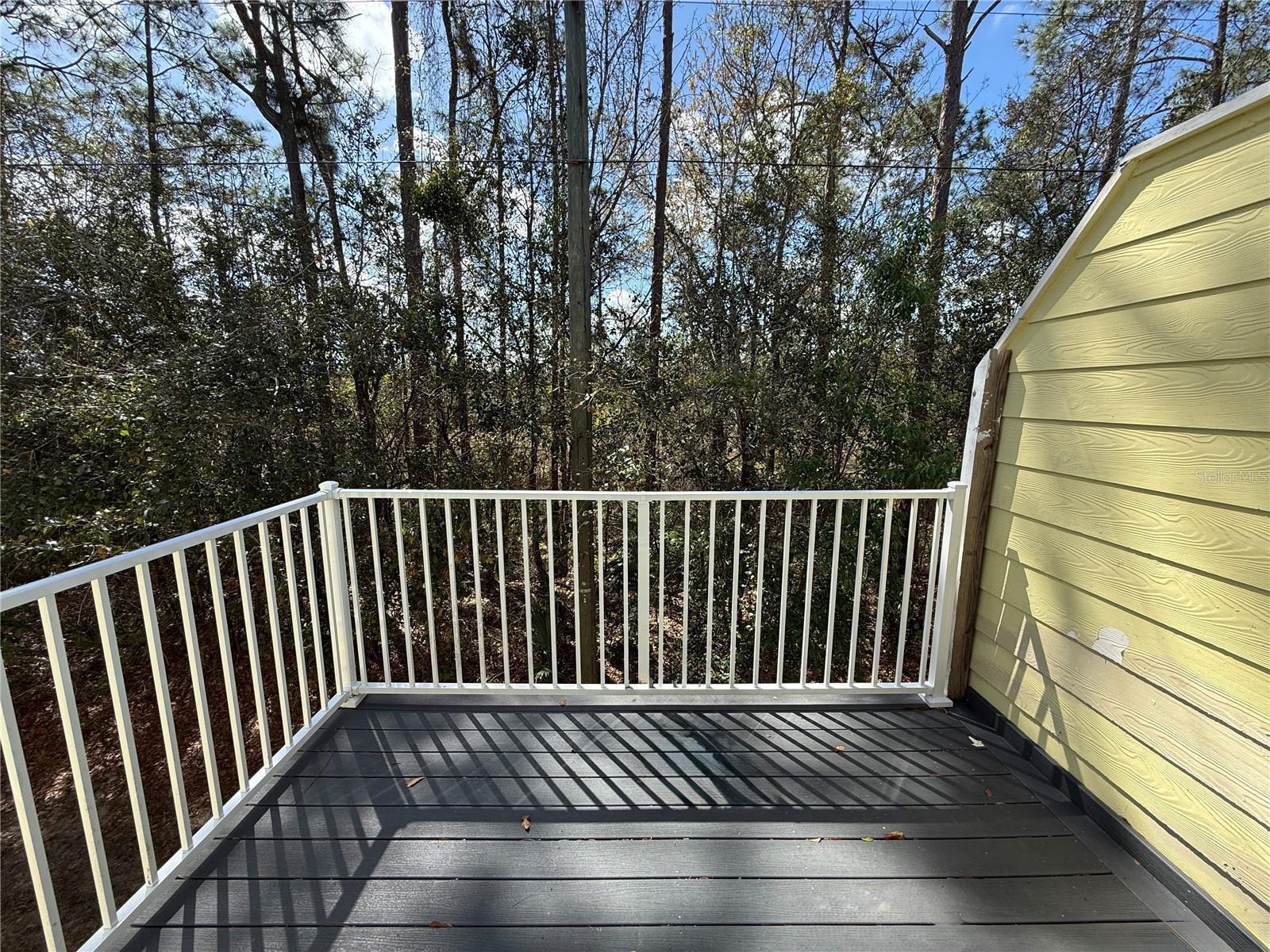 Image 7 of 21 For 2006 Royal Bay Boulevard 126