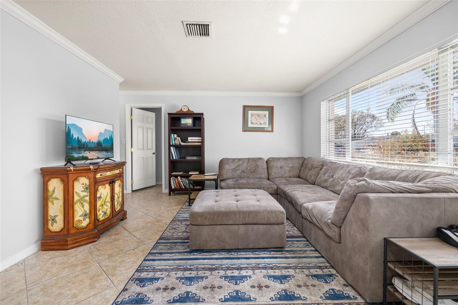 Image 10 of 45 For 2612 Carol Drive