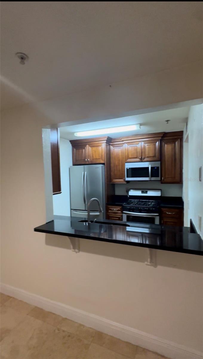 Image 2 of 9 For 2053 Dixie Bell F