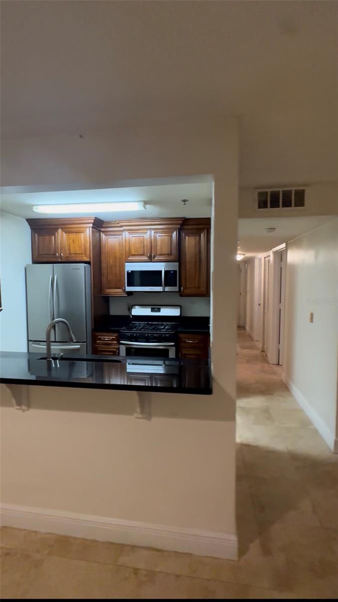 Image 3 of 9 For 2053 Dixie Bell F