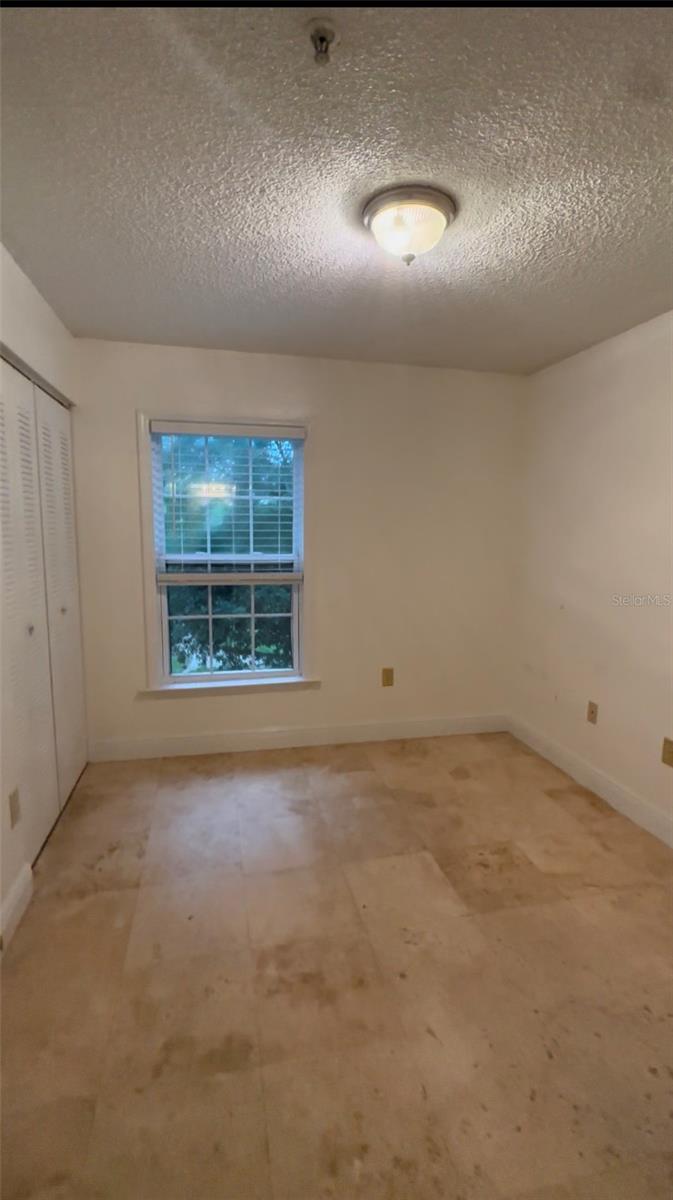 Image 6 of 9 For 2053 Dixie Bell F